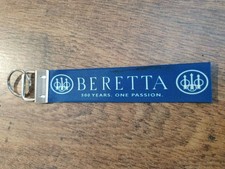 BERETTA 500 YEARS ! ITALIAN SHOTGUN HUNTING MILITARY SPORTS SHOOT Keyring KeyFob