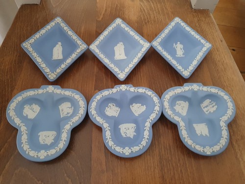 Vintage wedgewood small dishes - small,