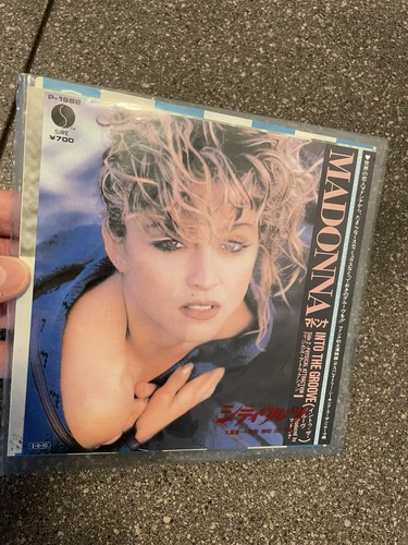 Madonna into the - madonna,