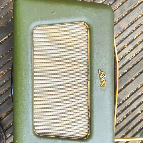 Roberts r500 portable radio - r500,