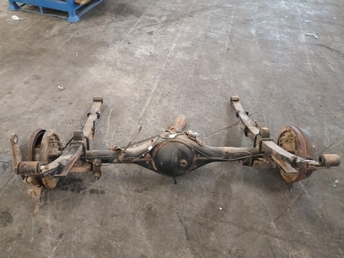 Toyota hilux rear axle - axle, l