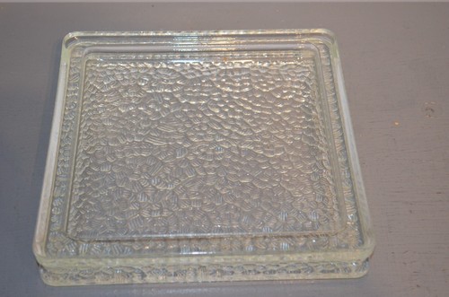 Empty pocket ashtray glass