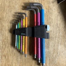 Wera 022669 9 Piece Multi Colour Hex-Plus Ball End Stainless Hexagon box tatty 