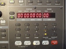 Mackie 5.1 D8b 24 channel Digital Professional Mixer with Power Supply Serviced