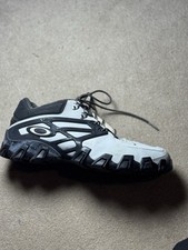 Shoes Oakley Bunker grey / black