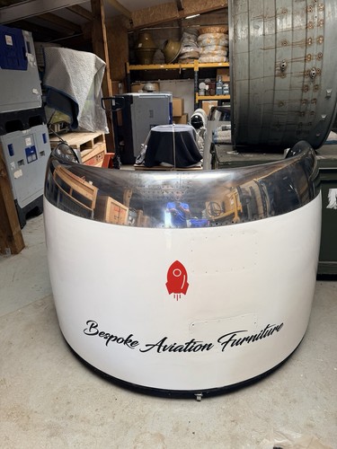 Jet cowling reception desk - reception,