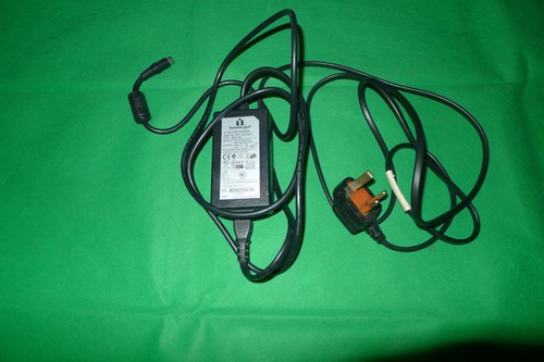 Iomega adapter 30c01 - ac,