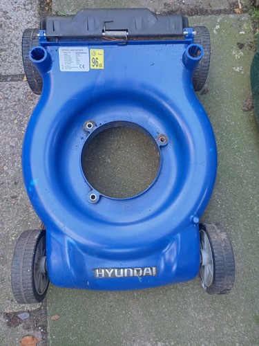 Hyundai lawnmower plastic deck - lawnmower,