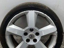 Vauxhall Astra alloy wheel