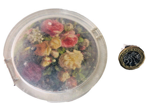 Floral compact make - make, up