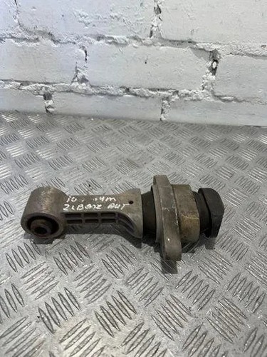 Hyundai i40 engine mount - hyundai,