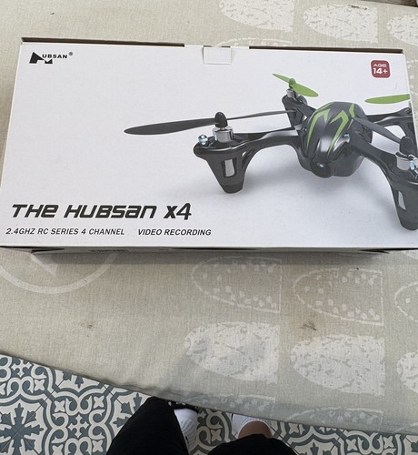 Hubsan h107c quadcopter - x4,