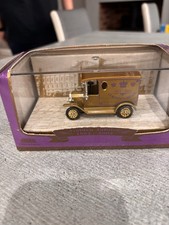 Lledo Days Gone Model DG006167 Ford Model T Van Golden Jubilee 1952-2002.