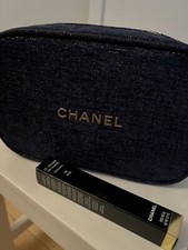 Chanel Holiday Gift Bag - Le