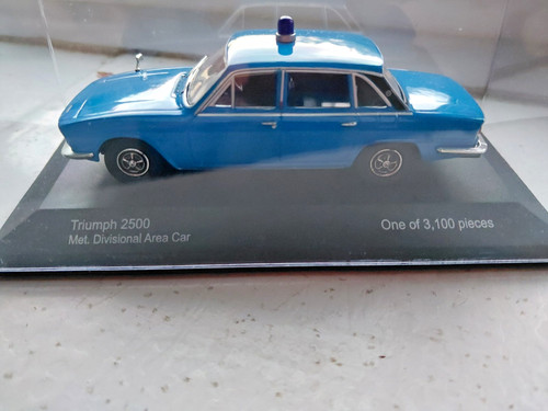 Triumph 2500 met - met, divisional