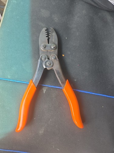 Micro connector crimping tool - micro,