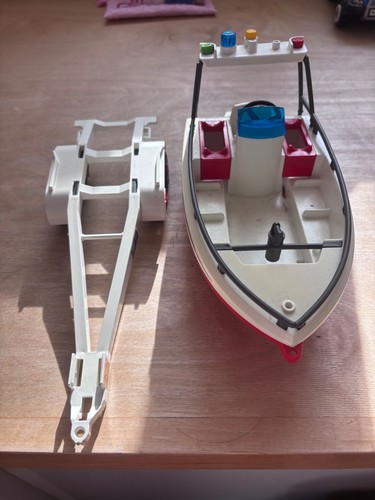 Playmobil fire truck and - fire,
