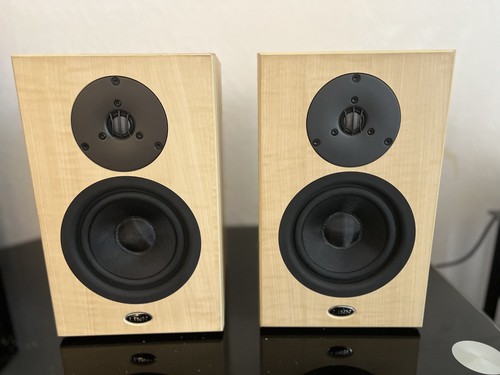 Linn kan loudspeakers - linn, iv