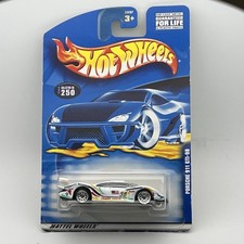 Hot Wheels Porsche 911 GT1-98 White 2000  1:64 Diecast Car Long Card
