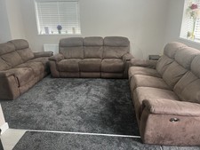 3 Seater DFS power recliner