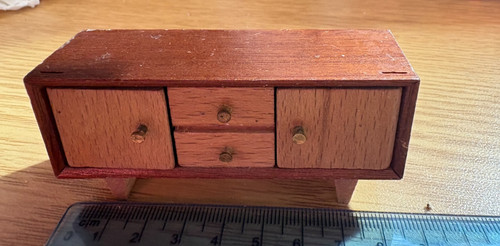 Vintage wooden dolls house - dolls,