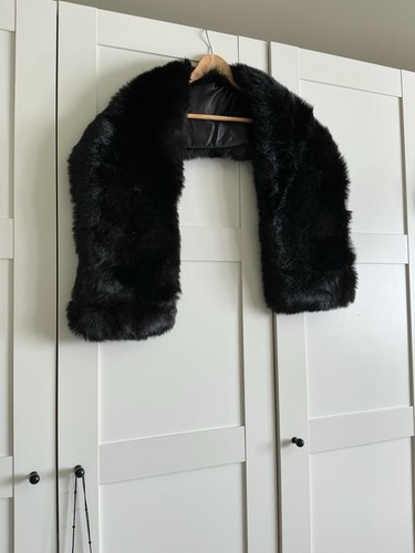 Very faux fur stole - faux,