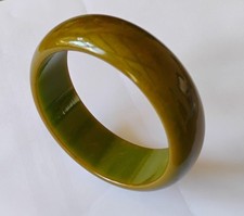 Vintage Bakelite Moss Green /