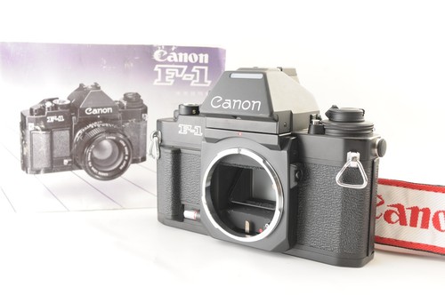Near mint strap canon - mint, w/