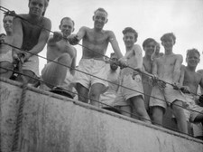 Crew of HMS Amethyst welcoming