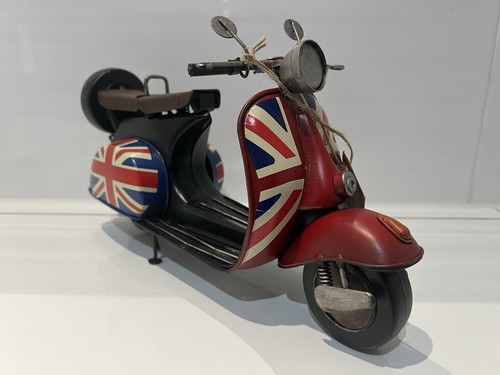 Metal tin union jack scooter - metal,
