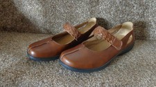 HOTTER "SHAKE" BROWN/TAN MARY