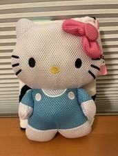 Hello Kitty Bath Towel & Bath
