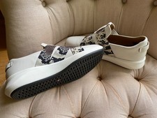 Clarks Unstructured UK Size 5.5 D Un Rio Strap Sneakers White Leather Snake