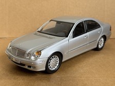 Kyosho Mercedes-Benz E Klass, 1:18 Scale, Die Cast, Loose, Silver, Spares, Rare.
