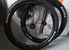 Giant AM Wheelset Shimano HG Excellent Condition With Maxxis Minion Dissector 