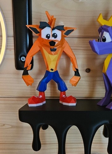 Crash bandicoot figure - bandicoot,