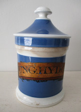 ANTIQUE APOTHECARY JAR/POT