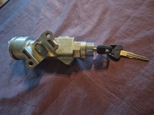 Land Rover Defender Ignition Barrel Lock Brand New "ELECTRIC CONNECTER MISSING"