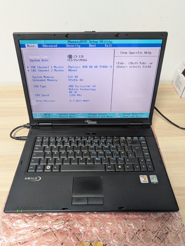 Fujitsu amilo la1703 - la1703, amd