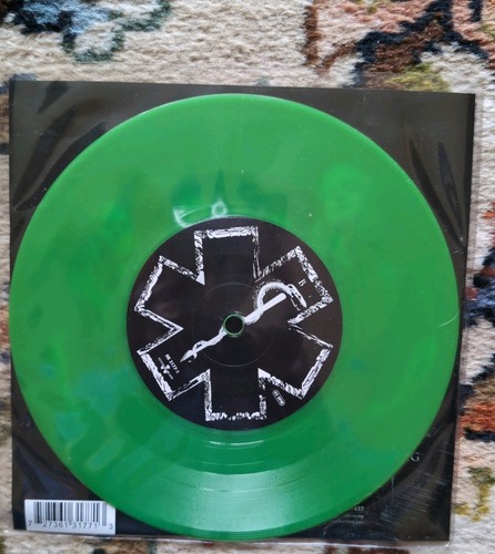 Vinyl single carcass captive - single, carcass: