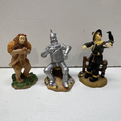 Wizard figures 1999 - tm, &