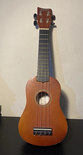 Ashton uke100 soprano - ashton,