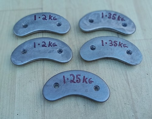 35kg lead ballast 5 - 6.35kg,