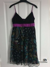 LIPSY STUNNING BLACK PURPLE BLUE SHEER SILK FEATHER PATTERN STRAPPY FLOATY DRESS