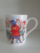 Ringtons 1993 Christmas English Fine Bone China Mug