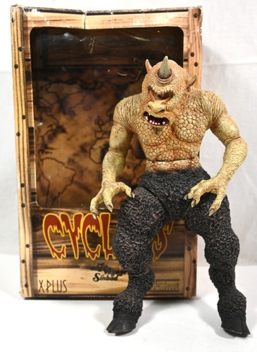 Cyclops plus figure from - x-plus,