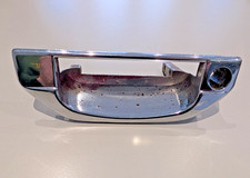 Triumph Stag ** LH Door Handle shell ** Used part (1), no key - see pictures