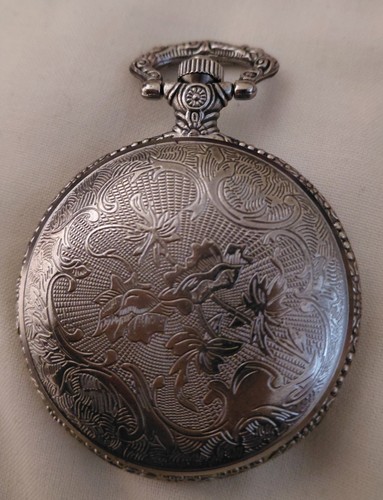 Quartz movement silver pocket - quartz,