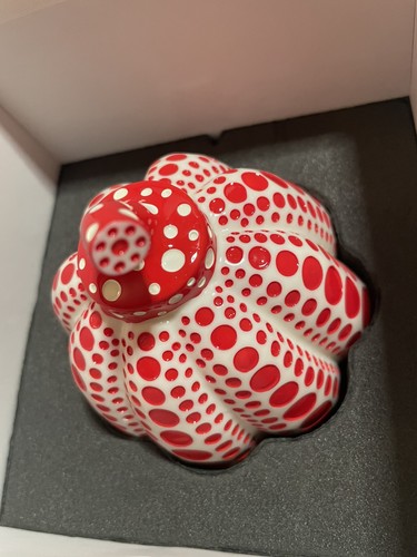 Brand new yayoi kusama pumpkin - yayoi,