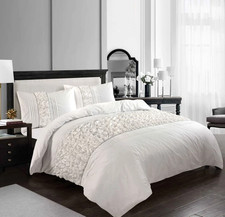 Auroa Frills Diamante Duvet